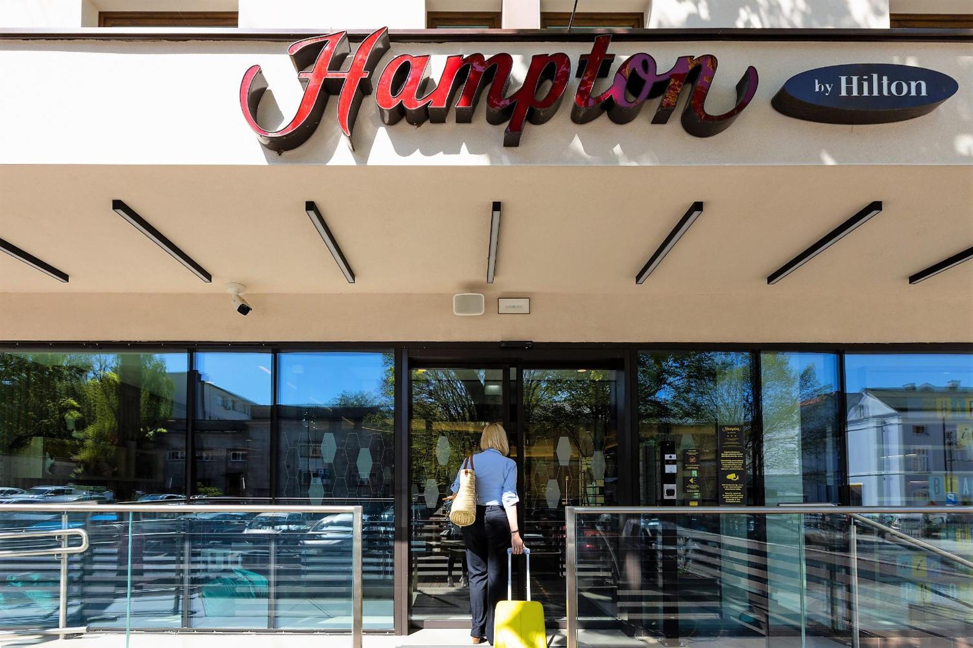 Hotel Hampton By Hilton Białystok Exterior foto